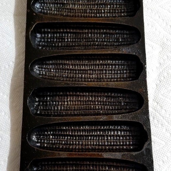 Cast iron Cornbread pan, vintage - Picture 1 of 2